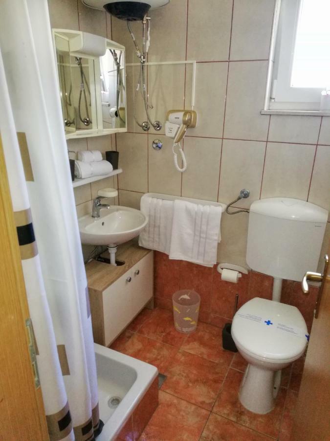 Apartments Jadranka 图彻皮 外观 照片